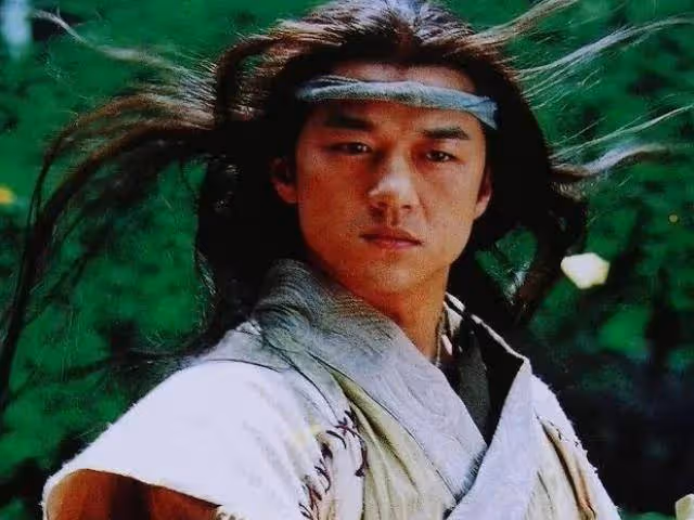 李亞鵬:與女兒李小夏笑起來很像自然又溫馨,52歲找到幸福不容易