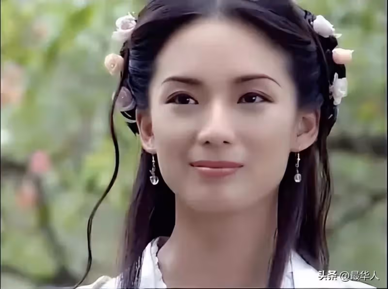 昔遭騙財騙色!女星「當紅時宣布破產」改當按摩女 47歲現況曝光「斬斷8年婚姻」:和兒子相依為命