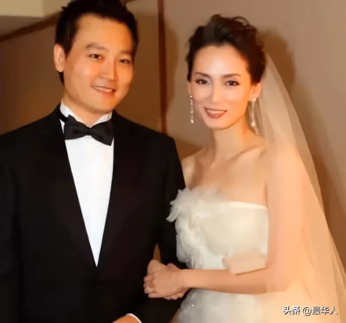 昔遭騙財騙色！女星「當紅時宣布破產」改當按摩女　47歲現況曝光「斬斷8年婚姻」：和兒子相依為命