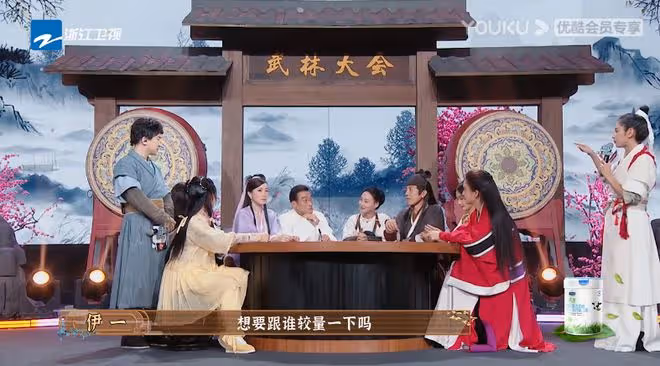 時隔19年,佘詩曼首次回應與黎姿不和,並曝TVB藝人台慶「內鬥」