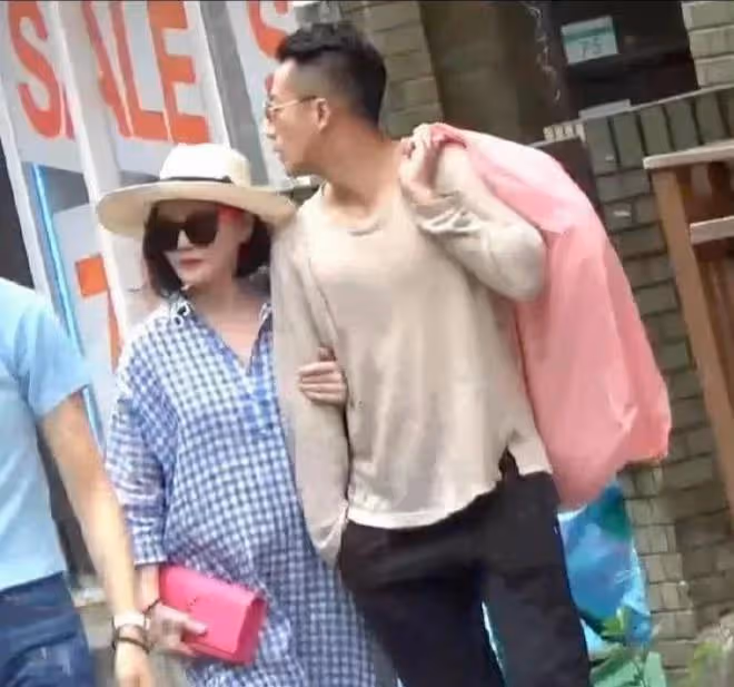 大S三胎懷孕照曝光,張蘭卻不承認,汪小菲和多位美女不一般