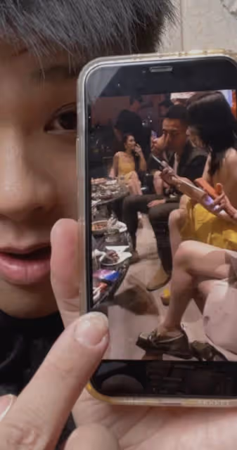 葛斯齊再爆汪小菲黑料,曬他和女生接吻,稱其和張穎穎戀愛時也出軌