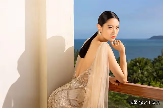 亞洲第一美女克拉拉,曾因「潛規則」被封殺,如今混得風生水起