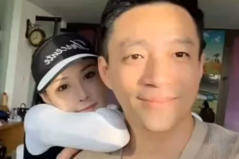 看不下去❗️台灣第一狗仔曬「大S懷第3胎照」槓上張蘭　揭汪小菲「婚內激吻多名辣妹」：偷吃也不擦嘴