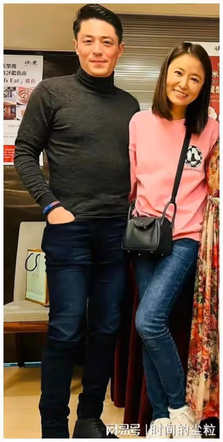 林心如曬出生日合照，與霍建華大秀恩愛，反被吐槽又老又土