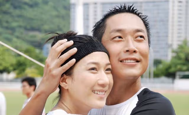 51歲香港知名男星否認移民傳聞!將繼續攻讀碩士,至今仍是單身