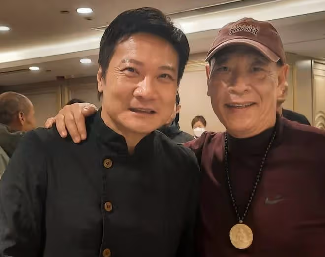 上百位香港動作演員聚會,包餐廳吃飯舞獅太熱鬧,不見成龍洪金寶