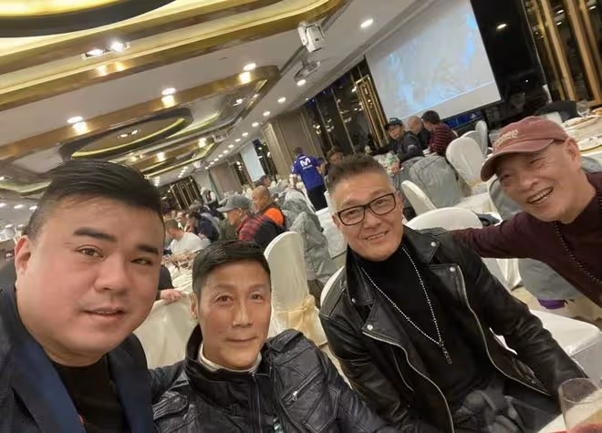 上百位香港動作演員聚會,包餐廳吃飯舞獅太熱鬧,不見成龍洪金寶