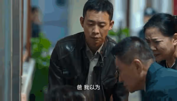 狂飆7個冷知識:原定張譯演高啟強,楊洋演安欣,李一桐戲份被刪