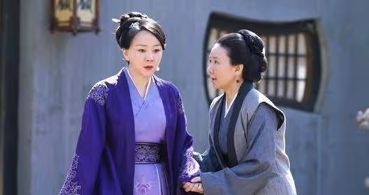 知否:戲外老同學,戲中演母子,兩人見面第一句話「快叫媽」