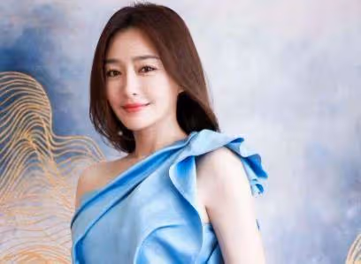 影后張靜初:被稱「導演收割機」,遭太太團封,近況讓人唏噓