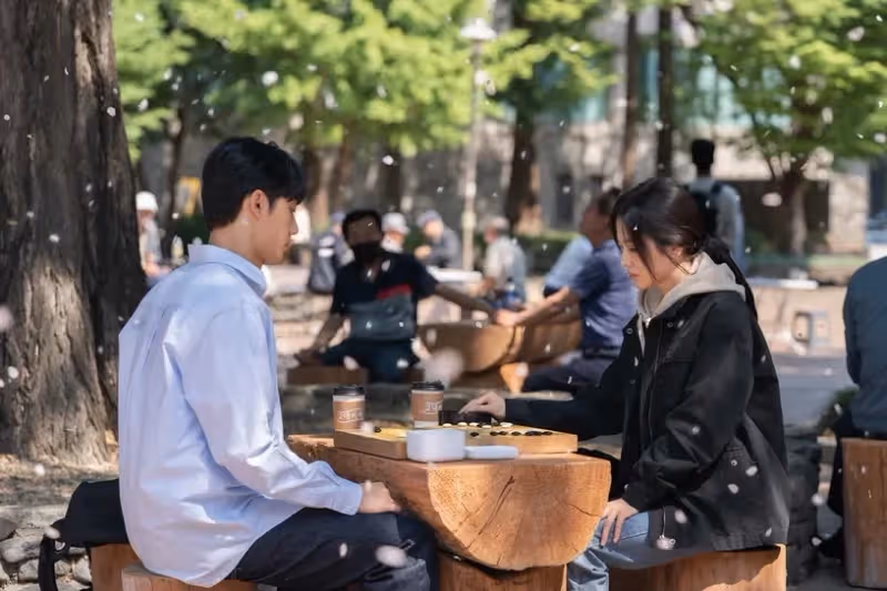 《黑暗榮耀》為NETFLIX帶來的收益驚人, 用戶突破806萬 !也帶動韓國圍棋發展，相關產品銷量增長134%！