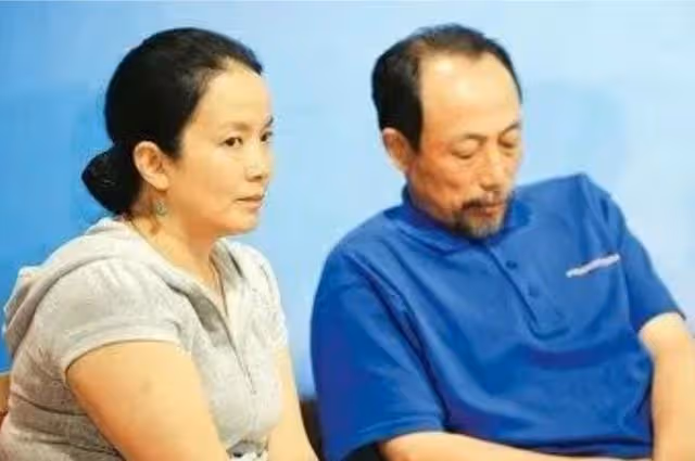 孫海英呂麗萍夫婦回國過年,不當言論再被提,網友直呼還敢回來