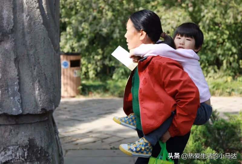 退休之後!老人拒絕了「兒子的3大請求」做到了自私為己 如今晚年過得「比誰都幸福」