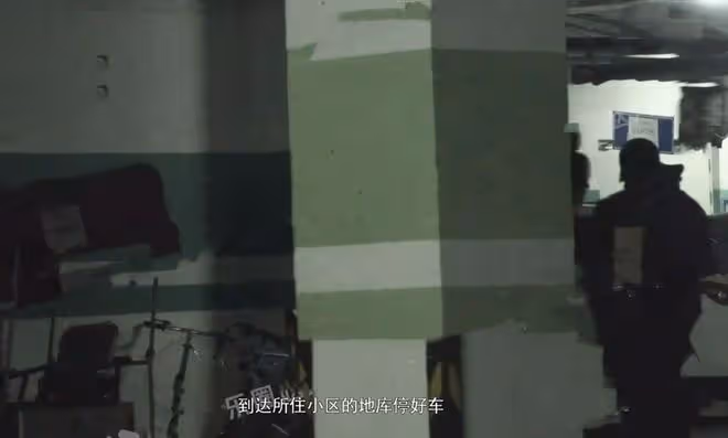 42歲柳岩曝新戀情!與神秘男子數次回家疑同居,男方高大撞臉楊爍