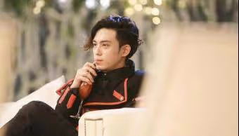 他是「黑道太子爺「,向東華惹不起,王思聰都不敢碰的演員