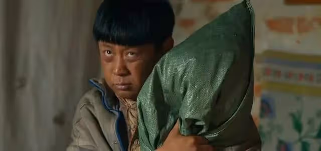 《狂飆》配角演技有多牛:老默「低開瘋走」,瘋驢子扮豬吃老虎