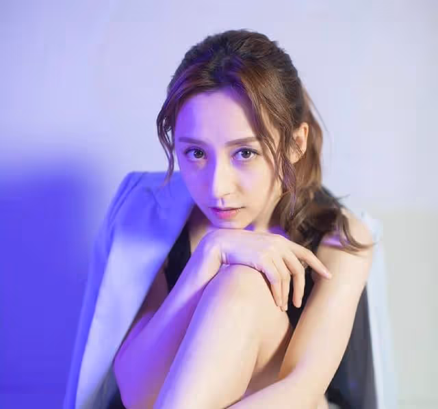 TVB知名女星被曝新戀情!坦言想做兔年新娘,男友長相帥氣