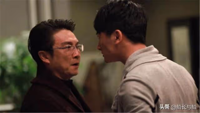兒子開豪車回農村過年,59歲父親怒斥:沒房還借錢買車,咋想的