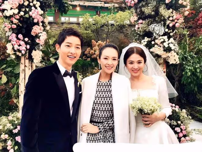 宋仲基再婚!宣布英國老婆懷孕,女方離婚帶一女,宋仲基喜提繼父