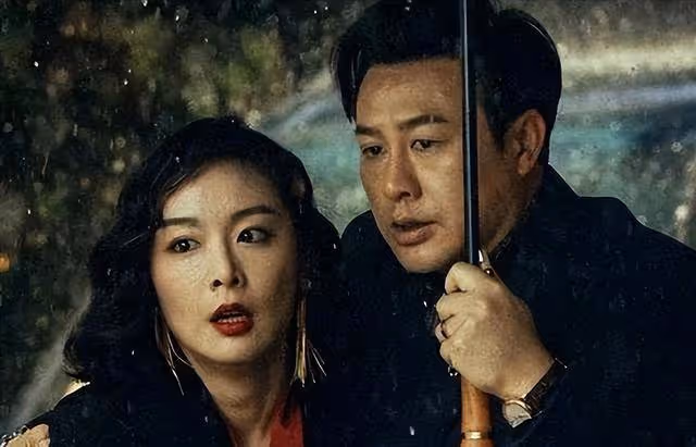 「草根逆襲」高啟強，跪求泰叔做乾爹，緊握成功三要素反拿捏