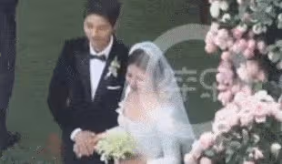 恭喜!宋仲基與英國女友認愛僅一個月官宣當爸,喬妹「拒」送祝福