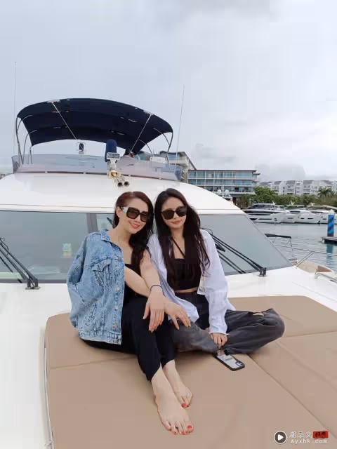 超正主播母女同框「天使美貌」根本像姊妹!網看傻眼狂喊:基因太強