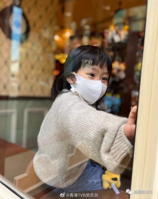 楊茜堯1歲囝囝電眼又圓又大!輪廓分明鼻高高似爸爸變小男神