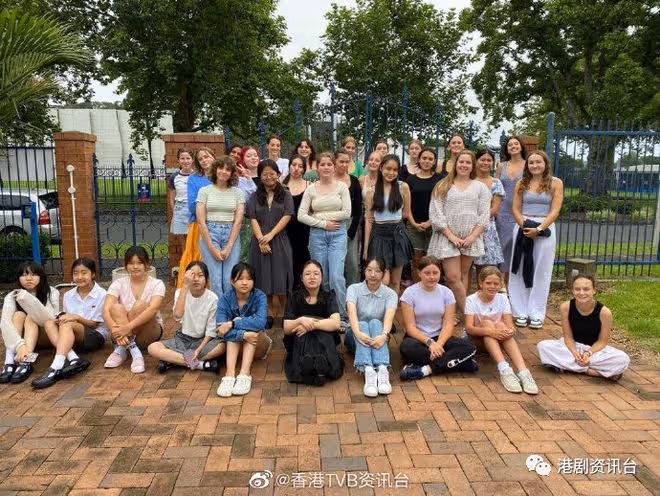 姚焯菲紐西蘭校園生活曝光！貴族女校每年使費逾35萬