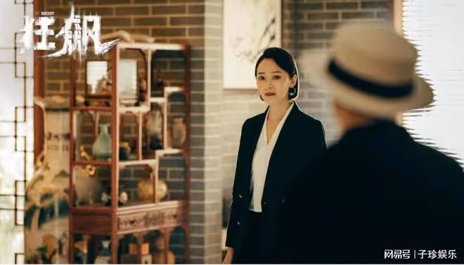 《狂飆》里最狠的女人程程真不簡單:狠厲又冷艷