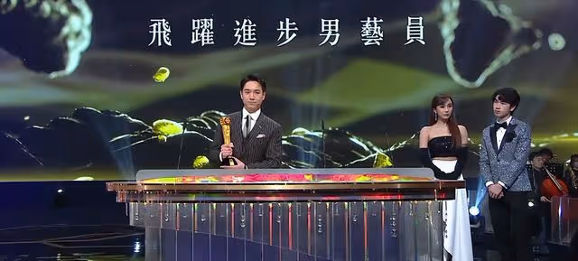 《中年好聲音》精彩!最大參賽者70歲,兒子是TVB飛躍進步男藝人