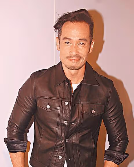 計劃二人世界外游!TVB人氣視帝曝不敢再生,稱已有三娃見好就收