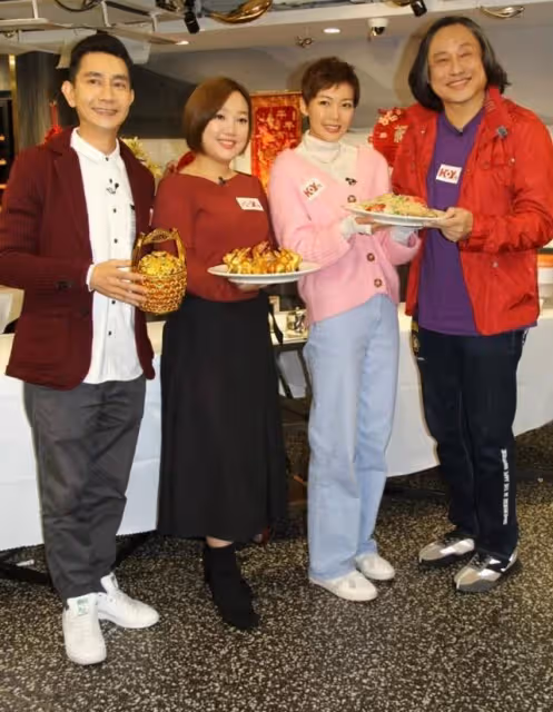 與老公約定再造人!港女星新年回娘家補擺喜酒,被預測兔年再懷孕