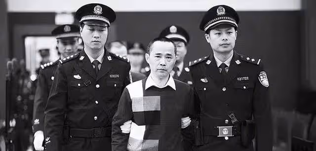 狂飆高啟強原型曝光,斂財殺人無惡不作,被捕時叫囂「辦不了我」