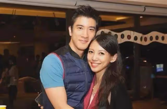 李靚蕾:淪為家庭主婦很可悲,婚變後為省錢,孩子業餘生活很普通