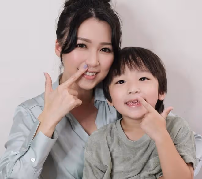 香港知名女星宣布懷二胎!高齡懷孕頭暈出血,每晚打超過40針安胎