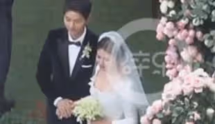 宋仲基再婚！雙宋夫婦當年怎麼了，竟然鬧到剷平婚房
