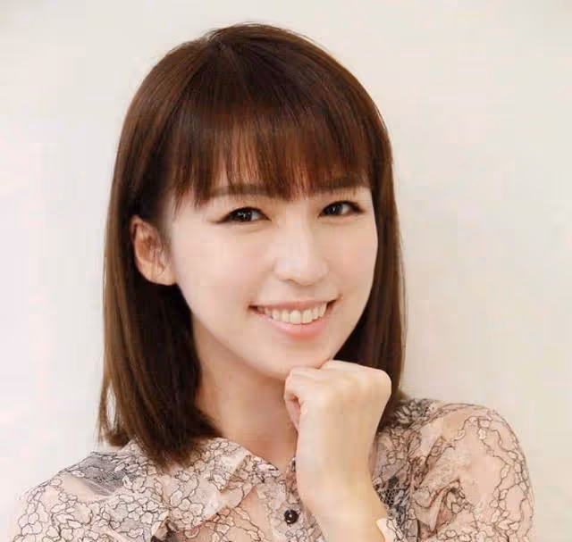 TVB知名童顏女神懷二胎出血!到醫院打安胎針,盆骨兩側都是淤青