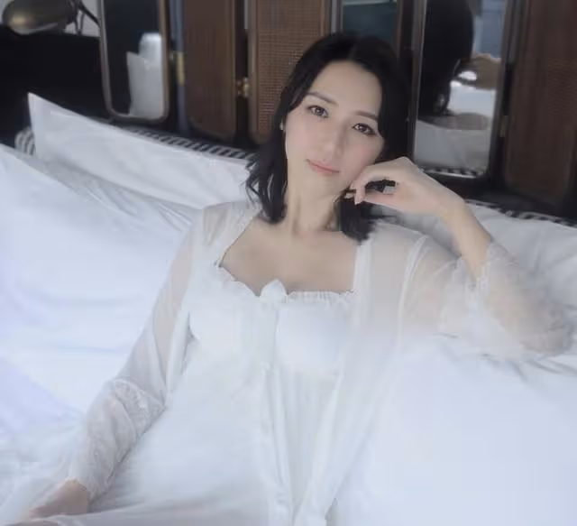 TVB知名童顏女神懷二胎出血!到醫院打安胎針,盆骨兩側都是淤青