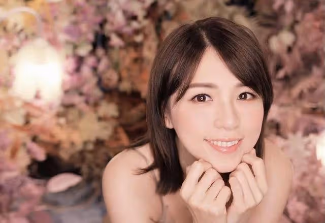 TVB知名童顏女神懷二胎出血!到醫院打安胎針,盆骨兩側都是淤青