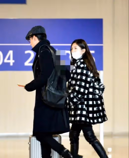 胡歌隱婚多年突然官宣,疑似老婆被曝光,不是明星只是一個白富美