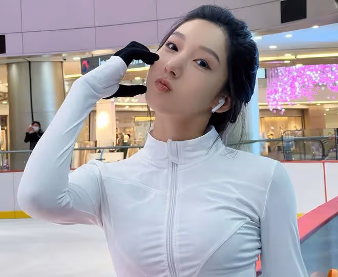 都美竹開始拍戲了!金主為其量身定做網劇,男主酷似吳亦凡