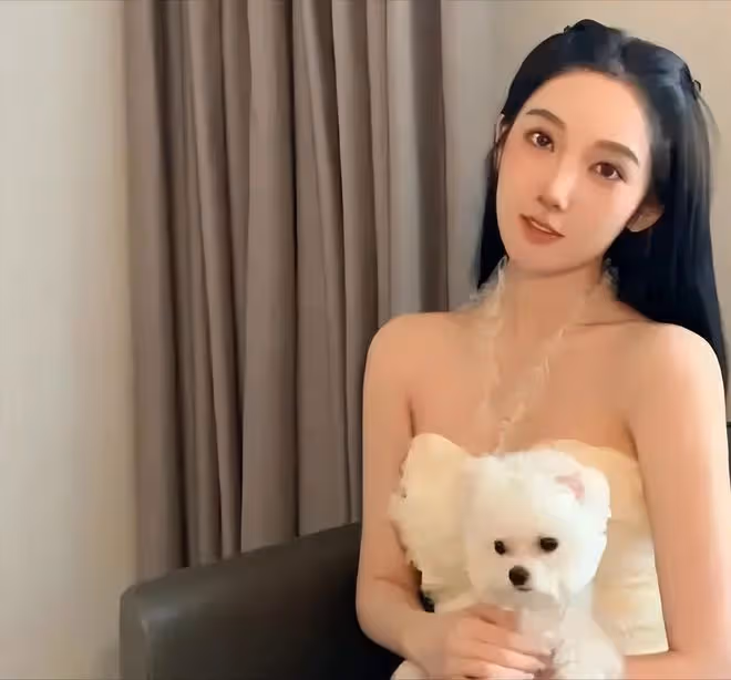 都美竹開始拍戲了!金主為其量身定做網劇,男主酷似吳亦凡