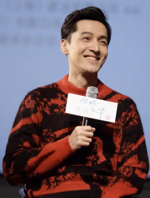 太甜蜜!胡歌多次秀恩愛提孩子滿臉幸福,圈外老婆正臉照疑似曝光