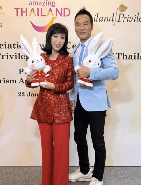 曝任達華組飯局親自接送黃渤,為女兒鋪路欲內地出道,本人已回應