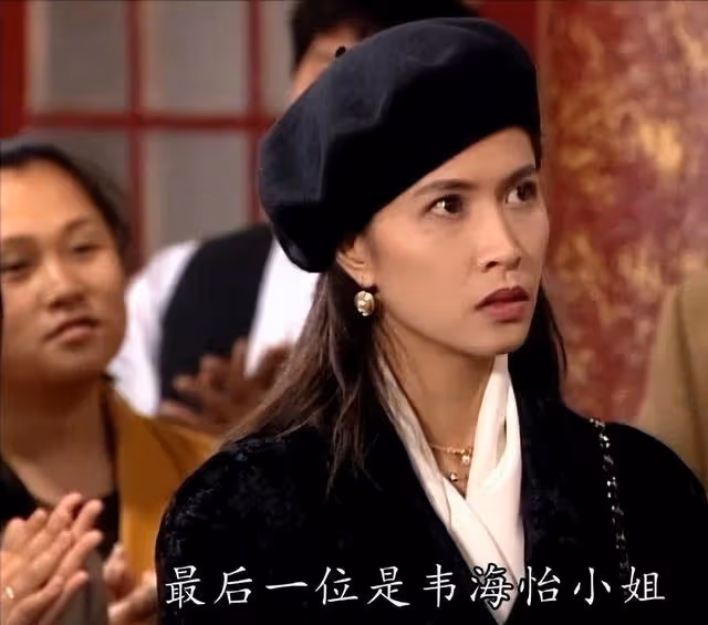 57歲港版內田有紀黑色唐裝現身好友聚會,5段戀情均無疾而終
