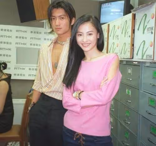 張柏芝品味好差,神秘男友從背影看又瘦又矮不帥氣,遠不如謝霆鋒