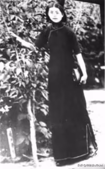 85歲尼姑絕食7天圓寂!生前交代弟子「把肉身放到坐缸中」3年後「修成正果開缸」驚呆在場所有人
