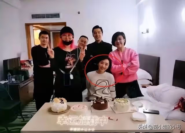 胡歌奉子成婚！去年9月登記老婆信息全被扒！