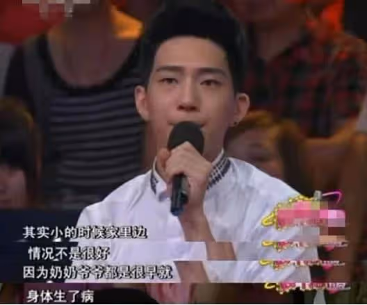 出生28天被父母拋下!靠奶奶「撿破爛養大」不忘恩 「成名送奶奶千萬豪宅」父母跑來相認